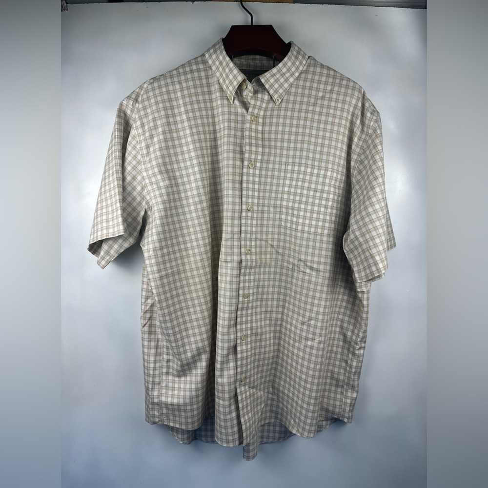 Cabela'sโ Men's 2XL Button-Up Pocket Short Sleeve Plaid Cotton Shirt